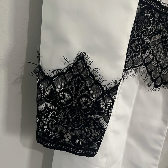 Elegant White and Black Lace Women's Coat - Picture 6 of 10